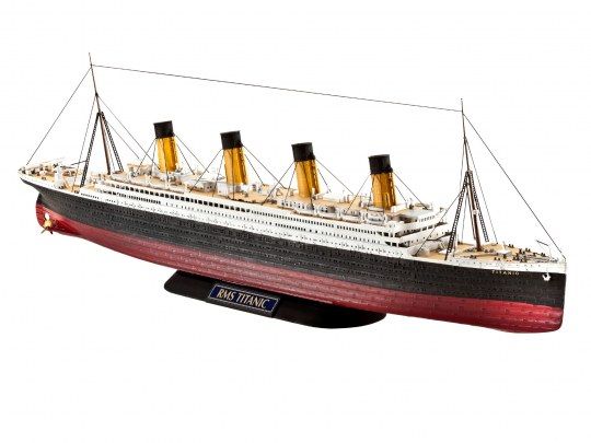 Revell 1/700 Scale RMS Titanic Model Kit