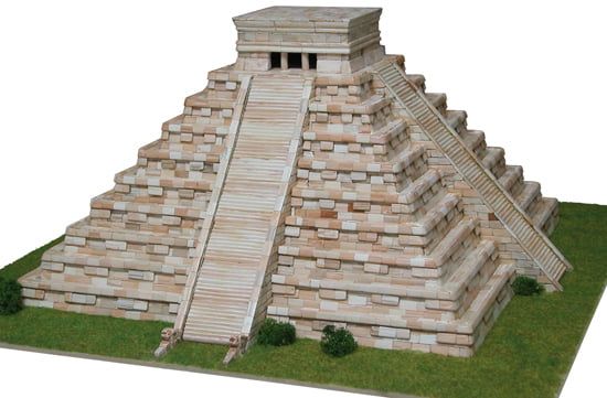 Aedes Ars Kukulcan Temple Architectural Model Kit