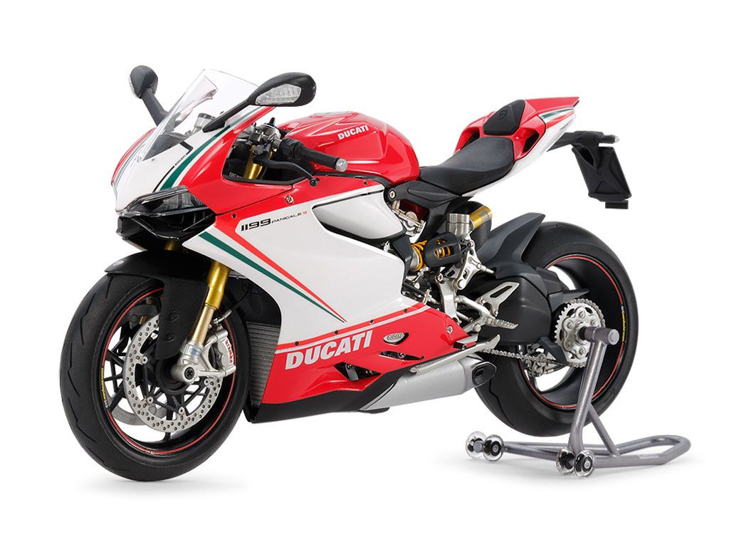 Tamiya 1/12 Scale Ducati 1199 Panigale S Tricolore Model Kit