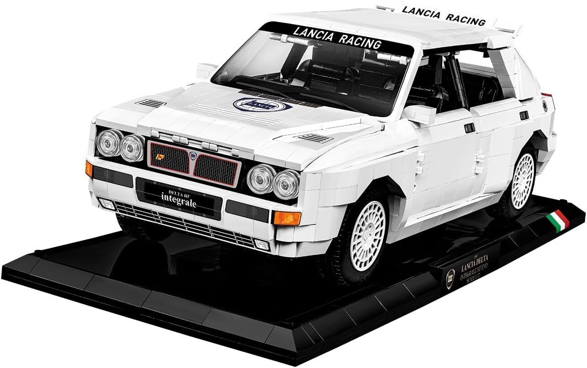 Cobi 1/12 Scale Lancia Delta HF Integrale EVO - Executive Edition Model Kit