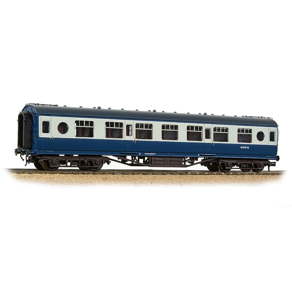 Branchline LMS 57ft 'Porthole' Second Corridor BR Blue & Grey OO Gauge