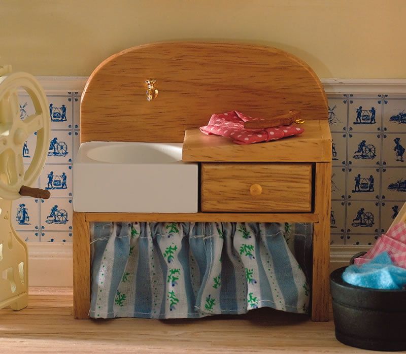 Pine Basin and Drainer for 12th Scale Dolls House