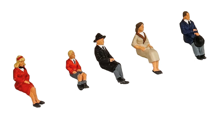 Peco Passengers Seated OO Gauge