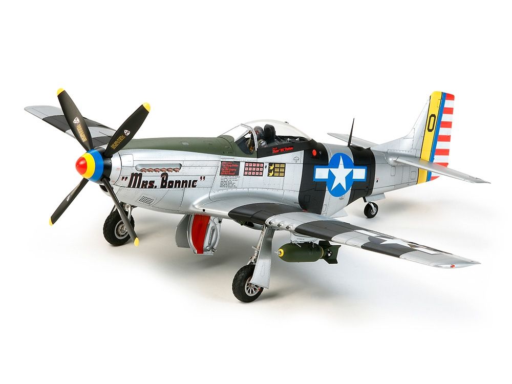 Tamiya 1/32 Scale North American P-51D/K Mustang Model Kit
