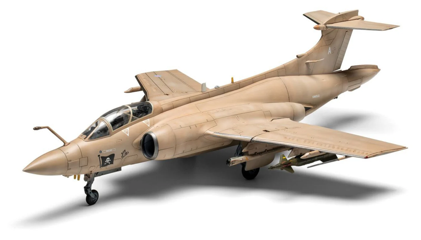 Airfix 1/72 Scale Blackburn Buccaneer S.2B GULF WAR Model Kit
