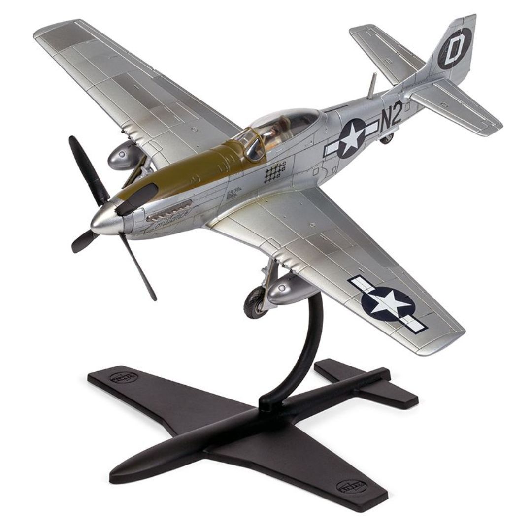 Airfix 1/72 Scale North American P-51D Mustang Starter Set Model Kit