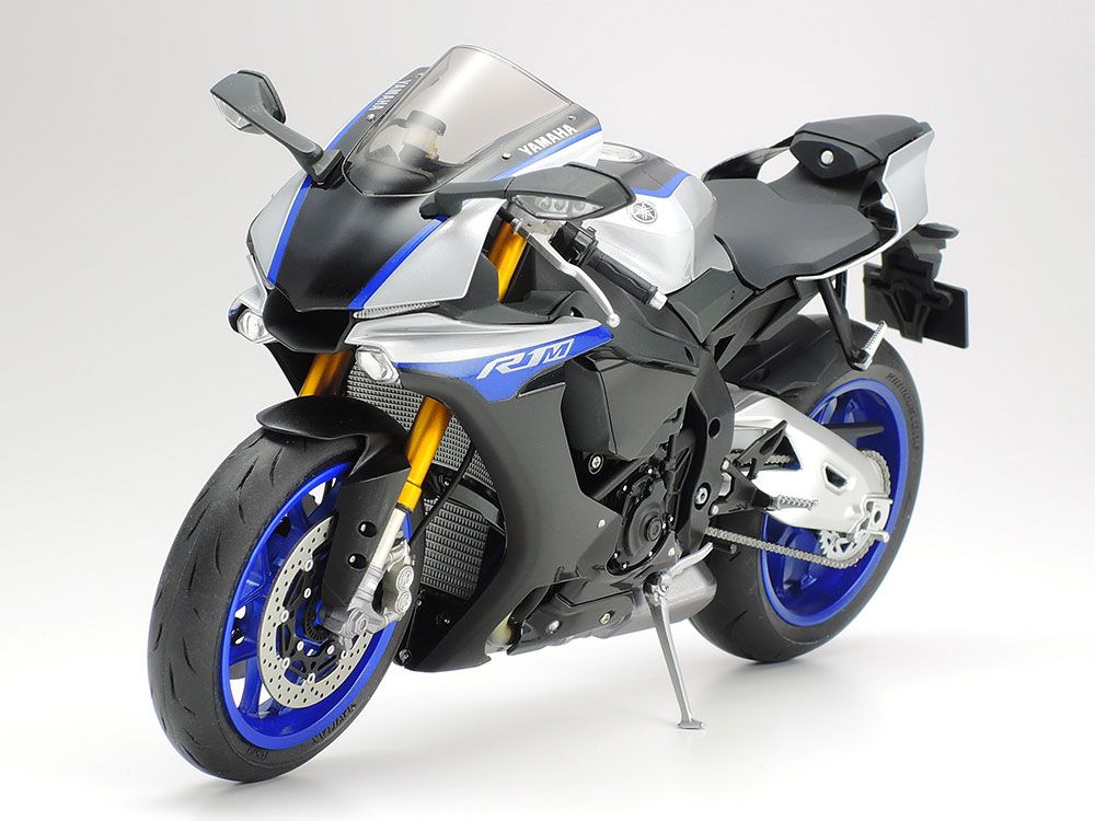 Tamiya 1/12 Scale Yamaha YZF-R1M Model Kit