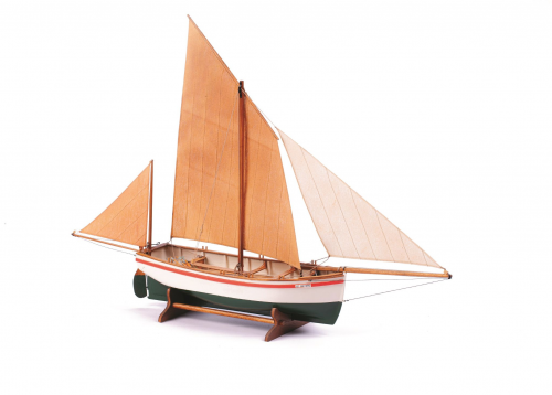  Billing Boats 1/30 Scale Le Bayard Model Kit