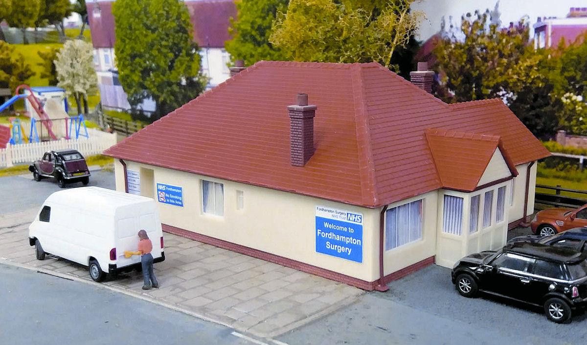 Fordhampton Rest Home/ Doctor's Surgery Kit OO Gauge