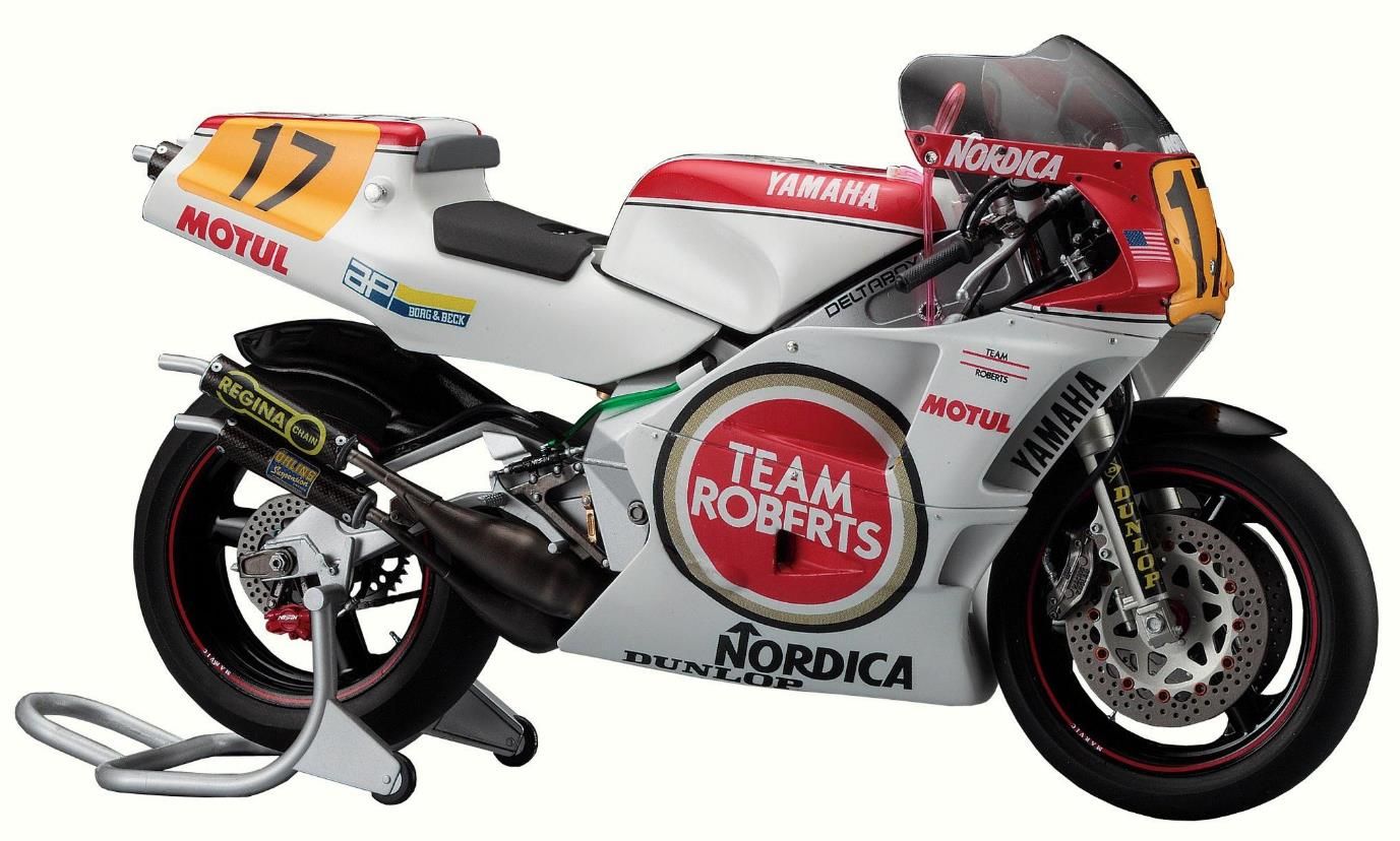 Hasegawa 1/12 Scale Yamaha YZR500 (0W98) Model Kit