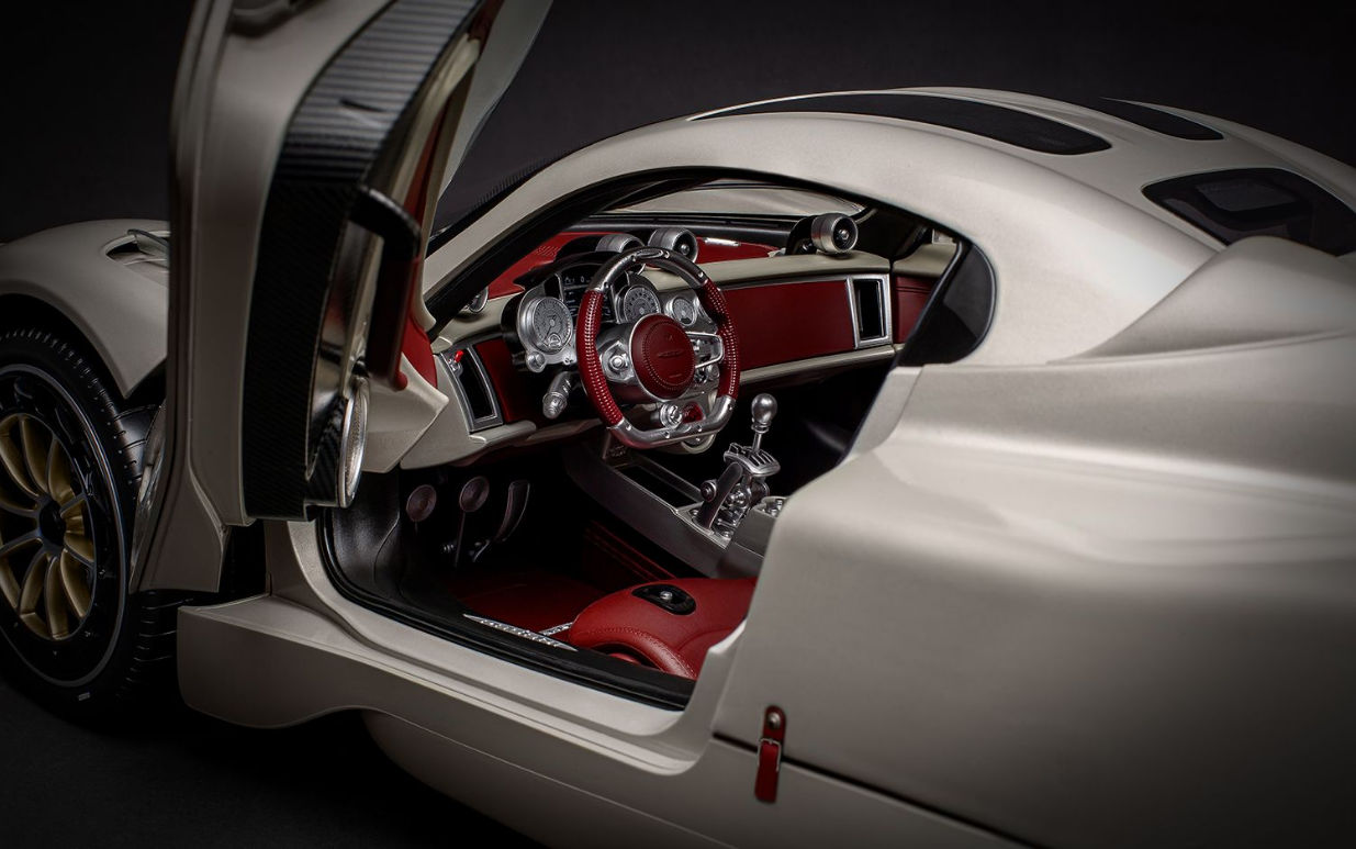 Pocher 1/8 Scale Pagani Utopia Coupé - Rinascimento Lucido Model Kit ...