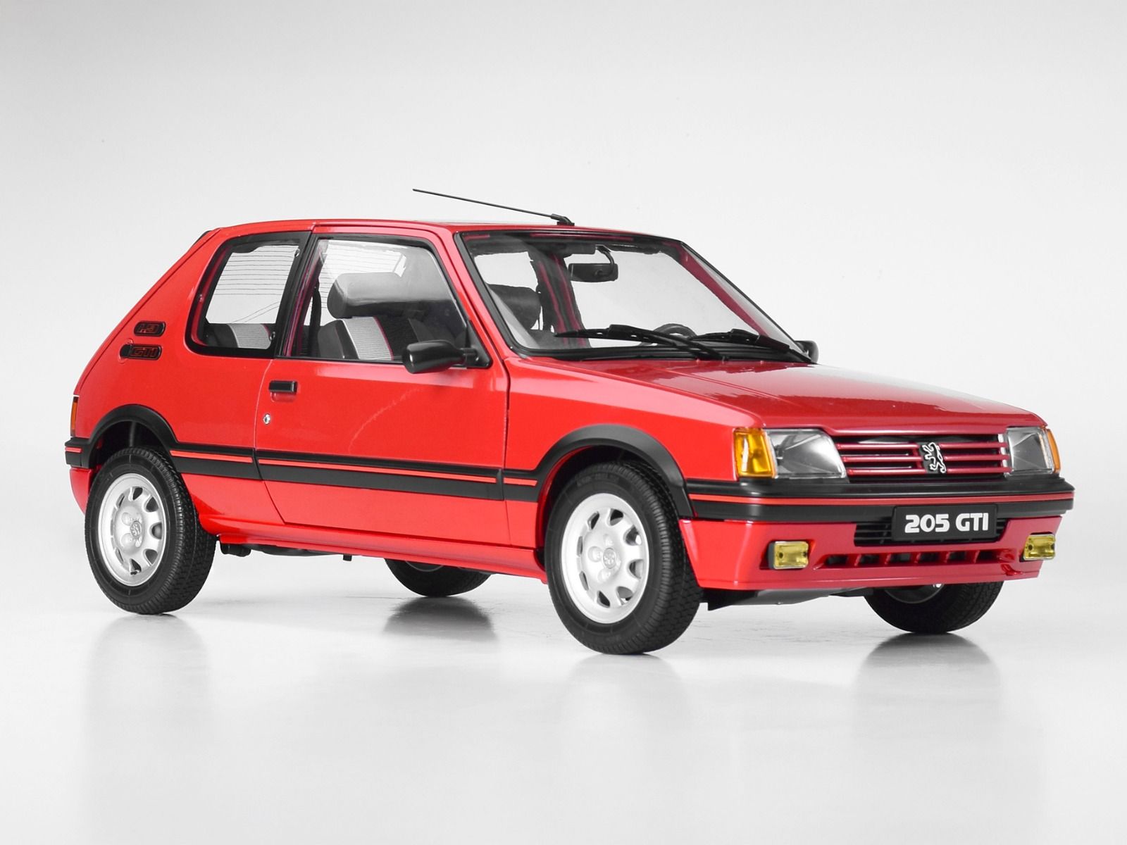 IXO 1/8 Scale Red Peugeot 205 1.9 GTI Model Kit