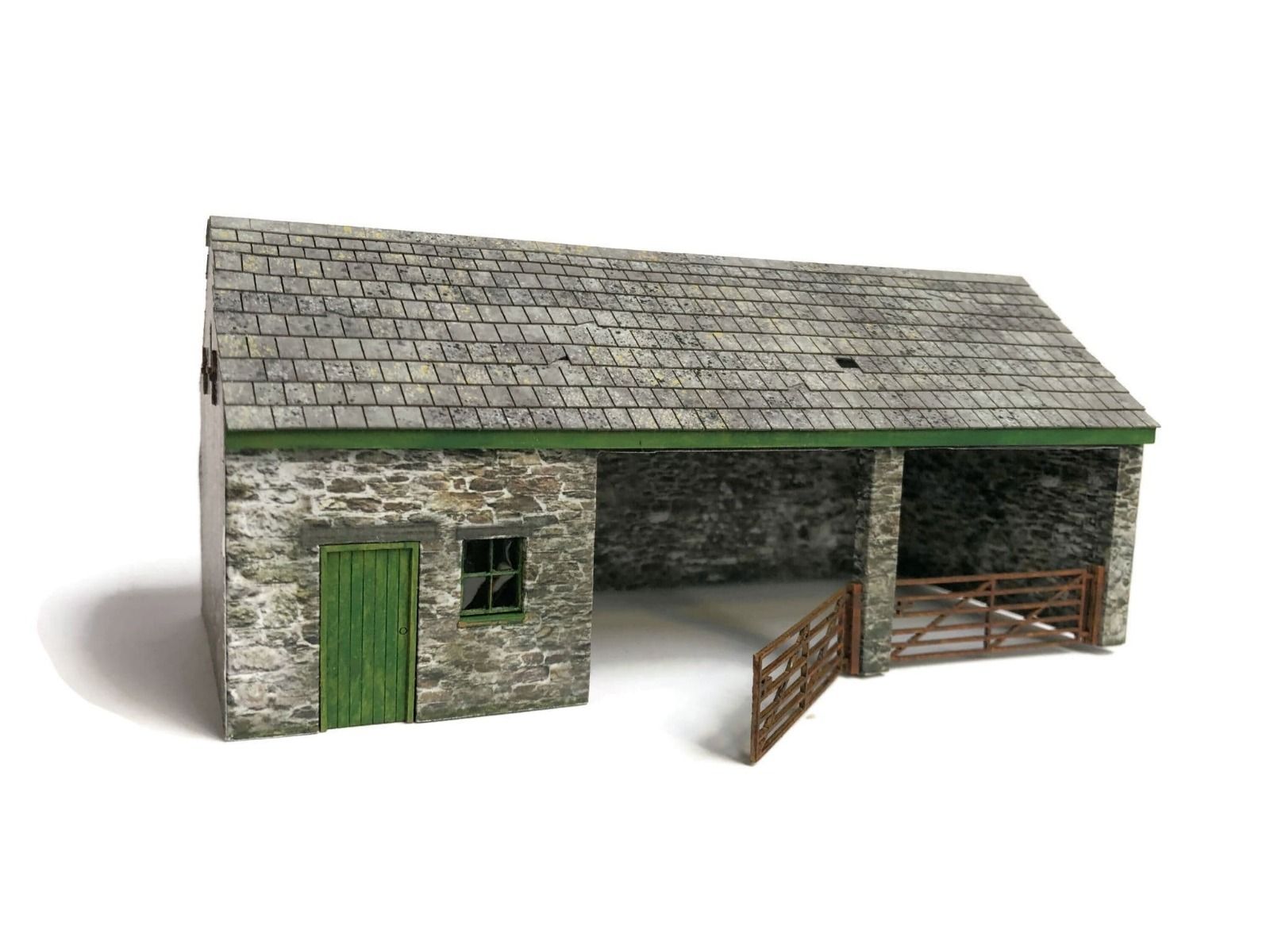 Scale Model Scenery Farm Machinery / Tractor Store & Workshop OO Gauge