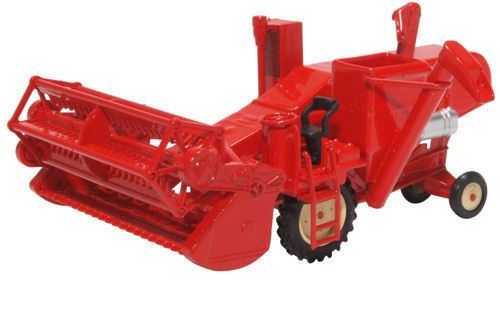 Oxford Diecast 1/76 Scale Combine Harvester Red Die Cast Model 