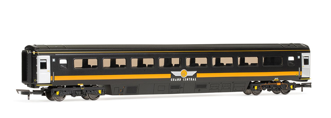 Hornby RailRoad Grand Central Rail, Mk3 Trailer Standard Open, 42401 - Era 10 OO Gauge