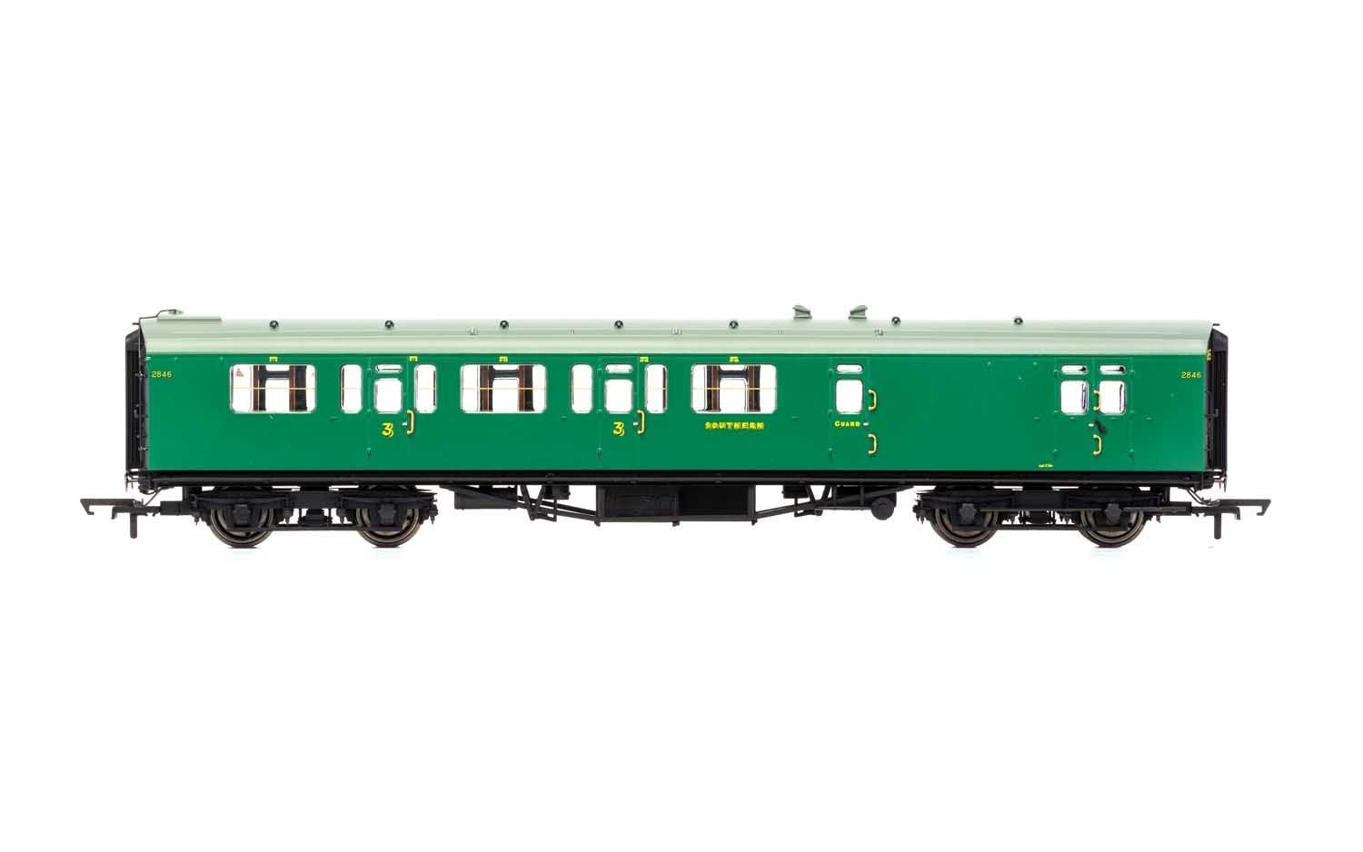 Hornby SR, Bulleid 59' Corridor Brake Third, 2846 - Era 3 OO Gauge