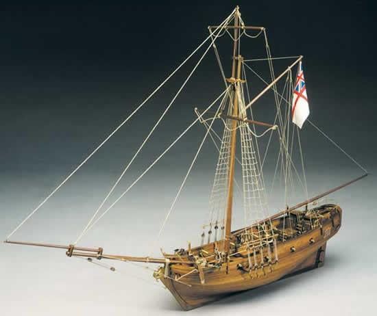 Mantua Models 1/50 Scale HMS Sharke Model Kit