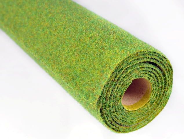 Spring Green Grass Landscaping Mat 1000mm x 750mm