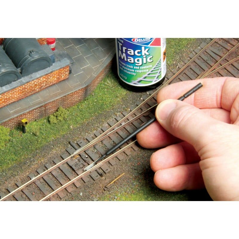 Ricambio Track Magic 250 Ml Per Piste Modellismo – Deluxe AC26