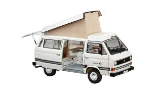 Revell 1/25 Scale Volkswagen T3 Camper Model Kit
