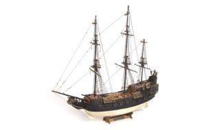 OcCre 1/75 Scale The Black Swan Model Kit