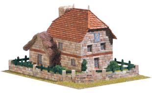 Aedes Ars Rural Country House Architectural Model Kit