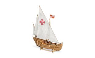 Amati 1/65 Scale Nina Period Model Kit