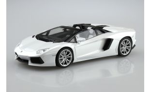 Aoshima 1/24 Scale Lamborghini Aventador Roadster Model Kit