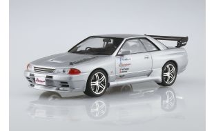 Aoshima 1/24 Scale Nissan Kansai BNR32 Skyline GT-R 1990 Model Kit
