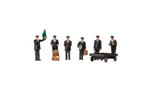 Branchline 1940 50s Station Staff 36-404 OO Gauge