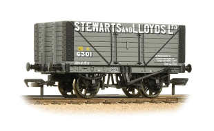 Branchline 8 Plank Fixed End Wagon 'Stewart and Lloyds Ltd' OO Gauge