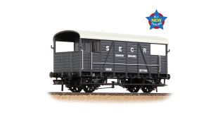 Branchline SE&CR 25T 'Dance Hall' Brake Van SE&CR Grey OO Gauge