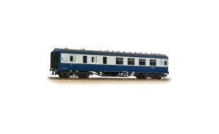 Branchline LMS 57ft 'Porthole' Brake Second Corridor BR Blue & Grey OO Gauge