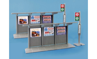 Peco Bus Stop & shelter OO Gauge