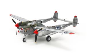 Tamyia 1/48 Scale Lockhead P-38J Lightning Model Kit