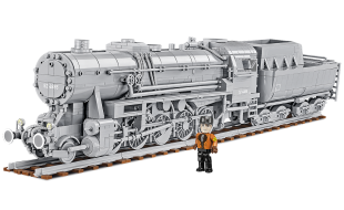 Cobi 1/35 Scale Kriegslokomotive Baureihe 52 Model Kit