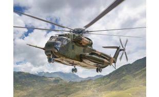 Italeri 1/72 Scale HH-53C Super Jolly Green Giant Model Kit