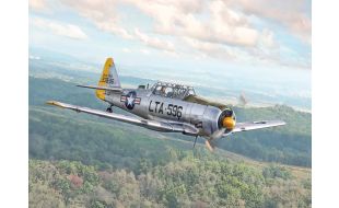 Italeri 1/48 Scale North American T-6G Texan Trainer Aircraft Model Kit