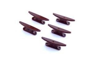 Aero Naut Plastic Cleats