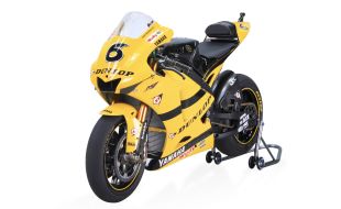 Beemax 1/12 Scale Yamaha YZR-M1 2007 MotoGP Racing Motorcycle Model Kit