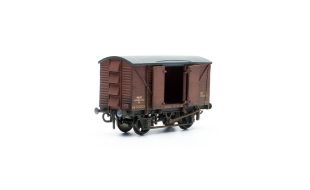 Kitmaster Meat Van Kit