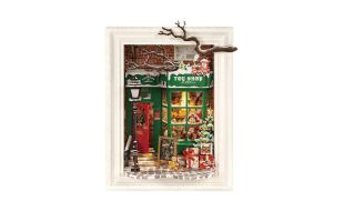 Rolife Santa's Toy Shop Story Frame DIY Miniature Dollhouse Kit