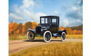 ICM 1/35 Scale Doctor's Coupe 1917 Model T American Car Model Kit