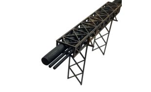 Scale Model Scenery Industrial Pipe Bridge OO Gauge