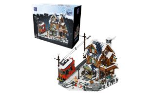 Pantasy Mountain Summit Ski Cabin Model Kit