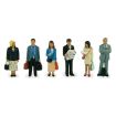 Branchline Station Passengers Standing 36-044 OO Gauge