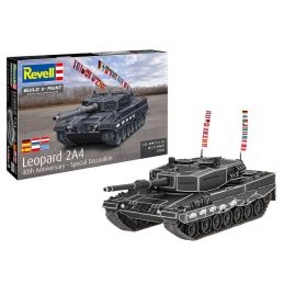 Revell 1/35 Scale Leopard 2A4 - Special Decoration 40th anniversary Model Kit