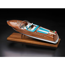Amati 1/10 Scale Riva Aquarama Kit and Motor & Transmission Set Deal