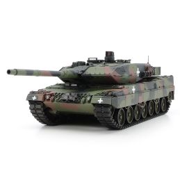 Tamiya 1/35  Scale Leopard 2A6 Tank Ukraine Model Kit