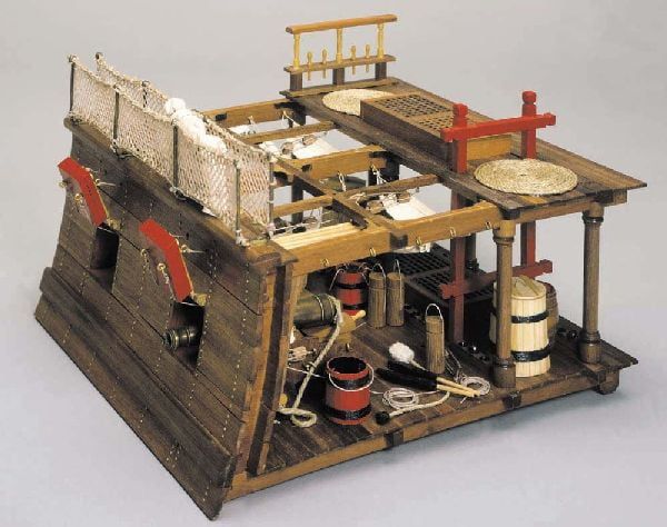 Mantua Models 1/23 Scale Battle Station Diorama Model Kit